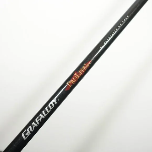 Titleist Pro Titanium 975J VS 8.5º Driver Graphite Shaft RH - Picture 5 of 7